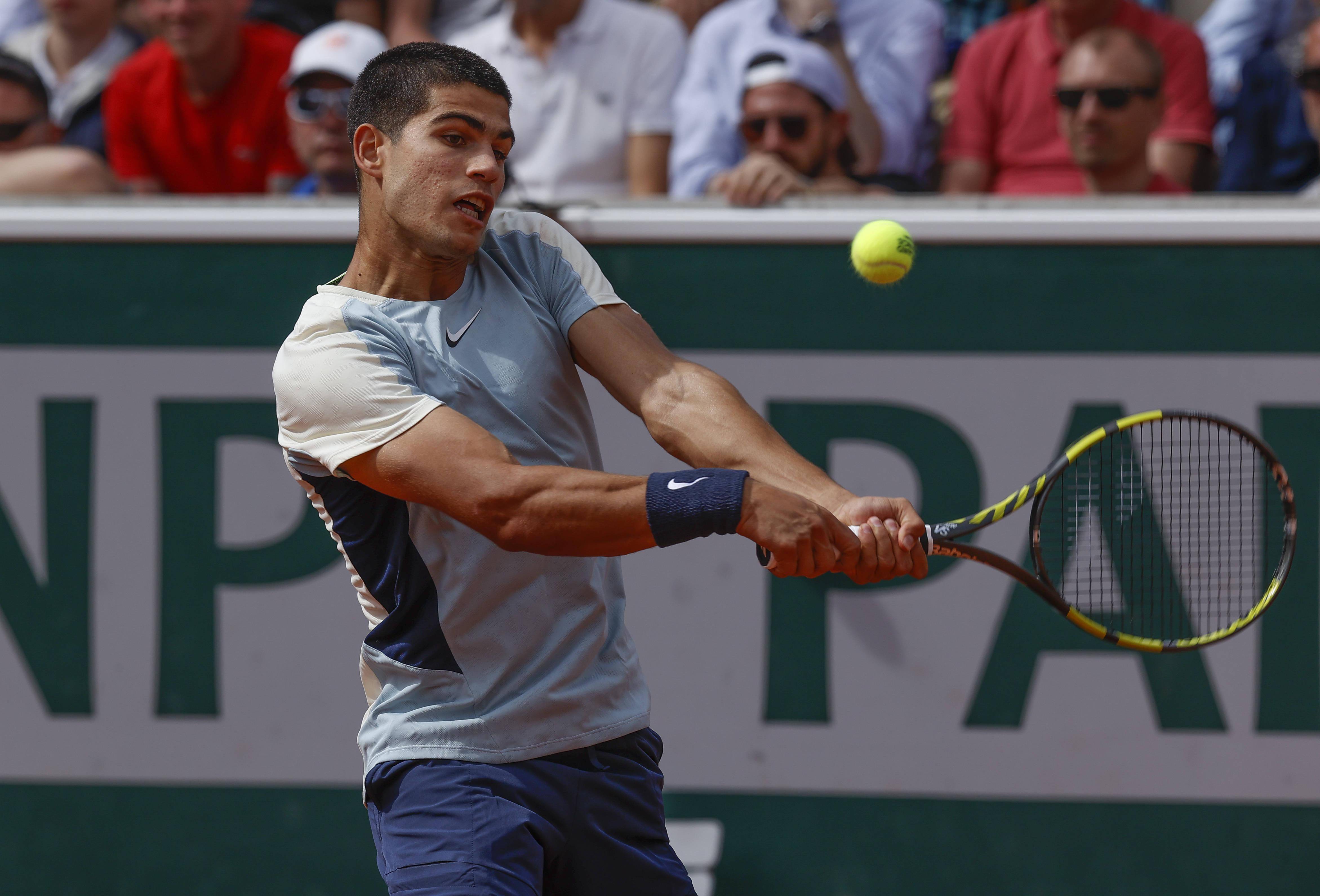 西班牙网球队完胜日本网球队，阿尔卡拉斯惊艳世界的简单介绍