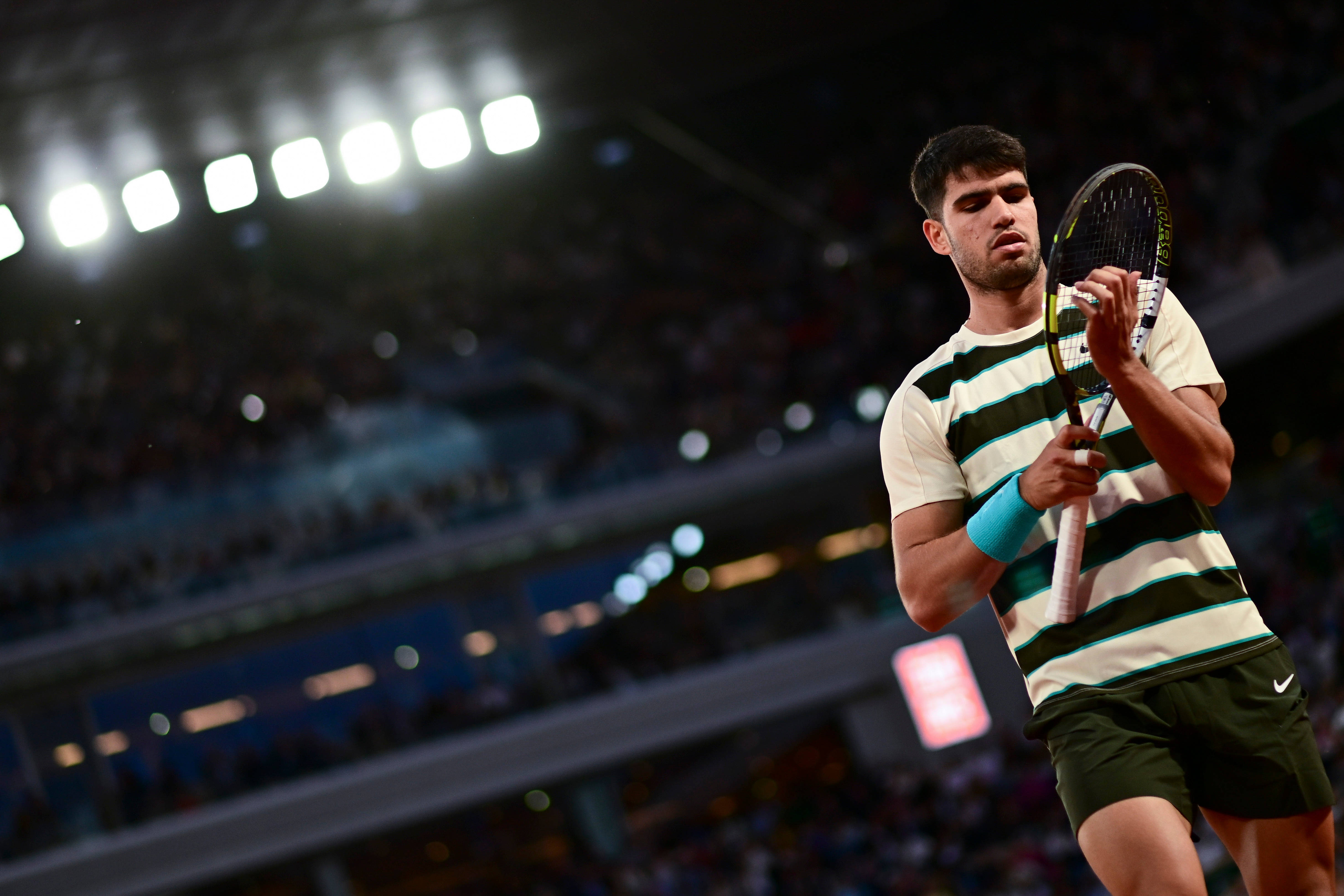 法国网球队强势澳大利亚网球队，阿尔卡拉斯制霸全场的简单介绍