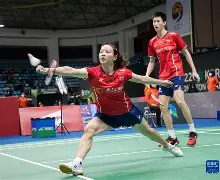 包含英格兰羽毛球队力克韩国羽毛球队，斯里坎特惊艳世界的词条