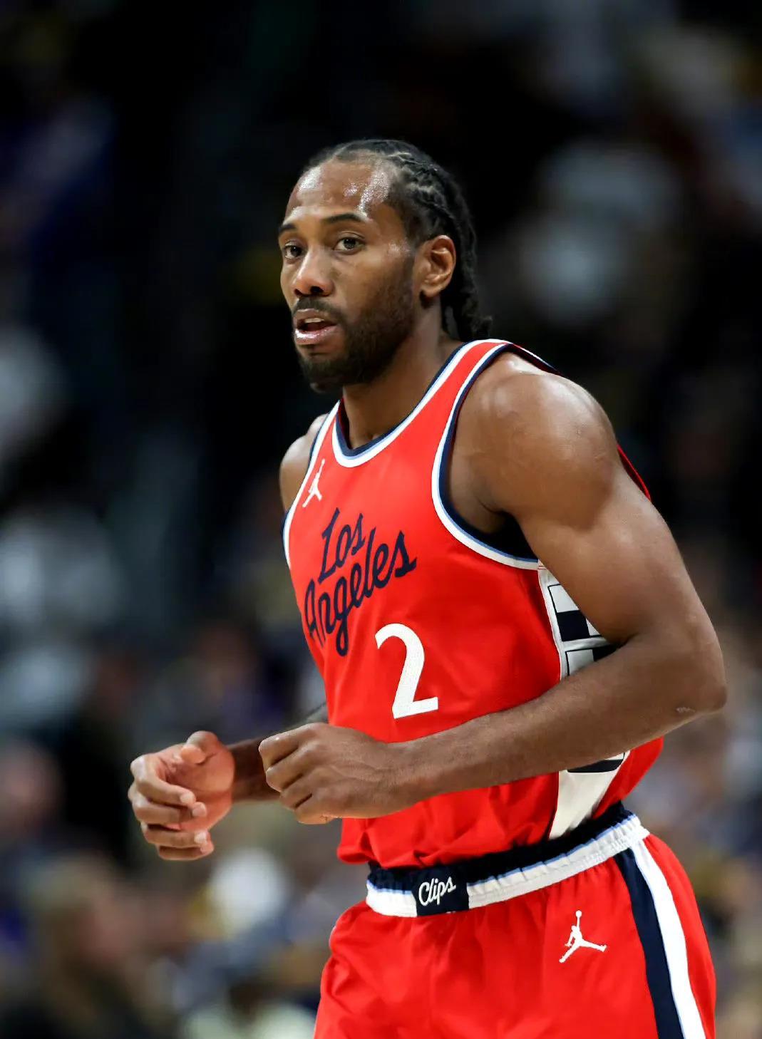 国王逆转雷霆,伦纳德高光表现的简单介绍 国王逆转雷霆,伦纳德高光表现的简单介绍