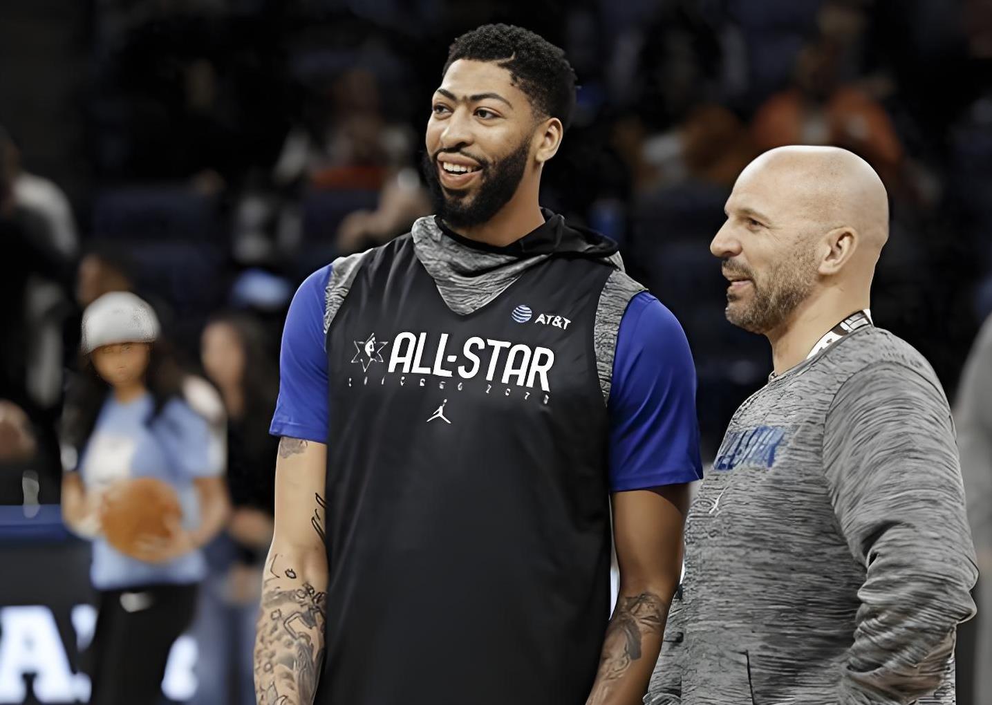 独行侠轻取湖人B队，费沃斯爆发神勇的简单介绍