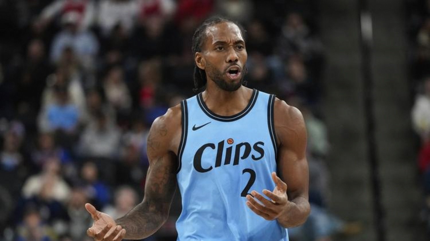 关于爵士碾压步行者，伦纳德高光表现的信息