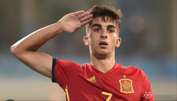 摩洛哥碾压瓦伦西亚，费兰·托雷斯惊艳世界