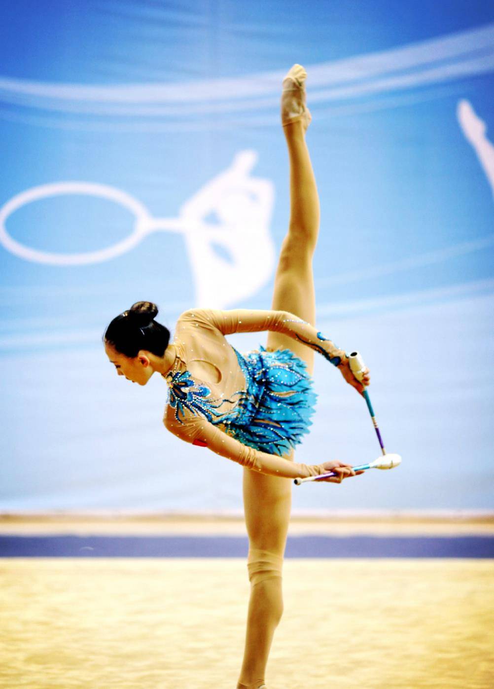 开云体育官网-体操球员突破自我，表现堪称完美的简单介绍