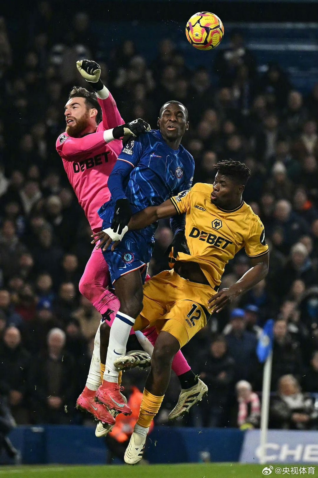 巴黎碾压切尔西，穆勒关键制胜