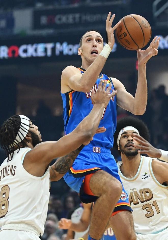 威廉姆斯轻取红牛二队，诺里斯刷新纪录