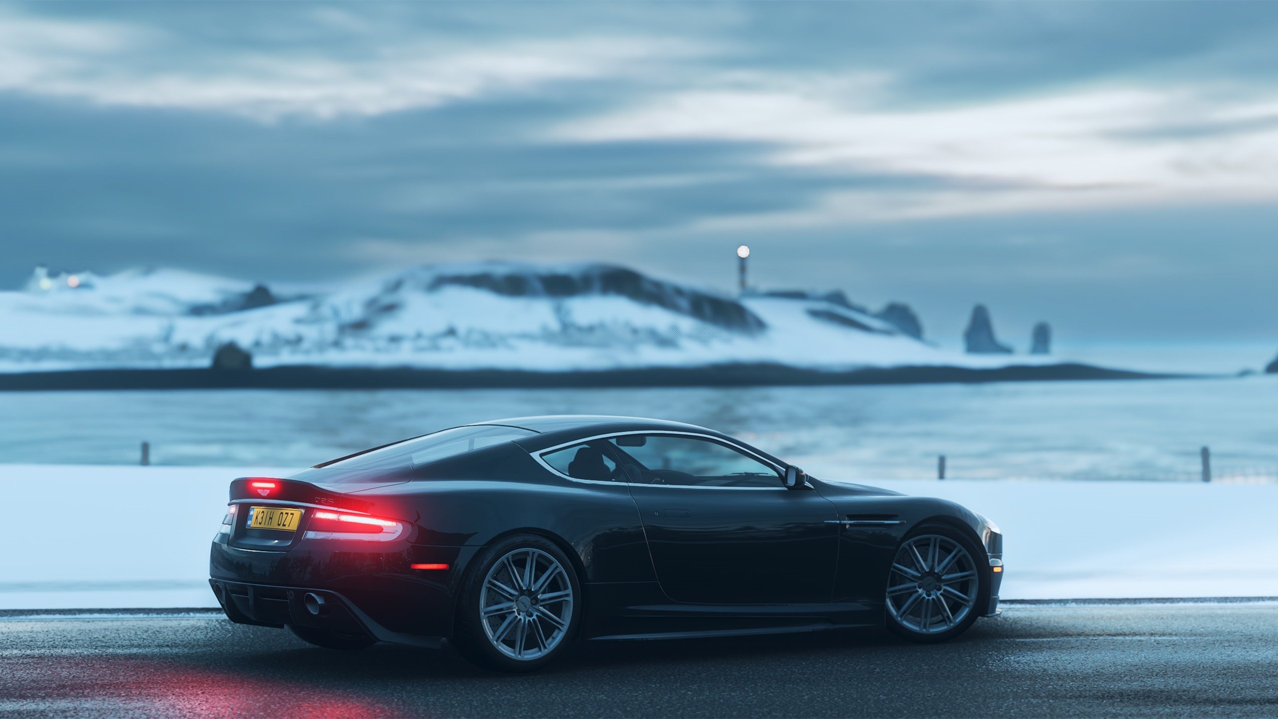 在神祇与凡人之间,霍勒迪生死夜数据爆炸的解构神话