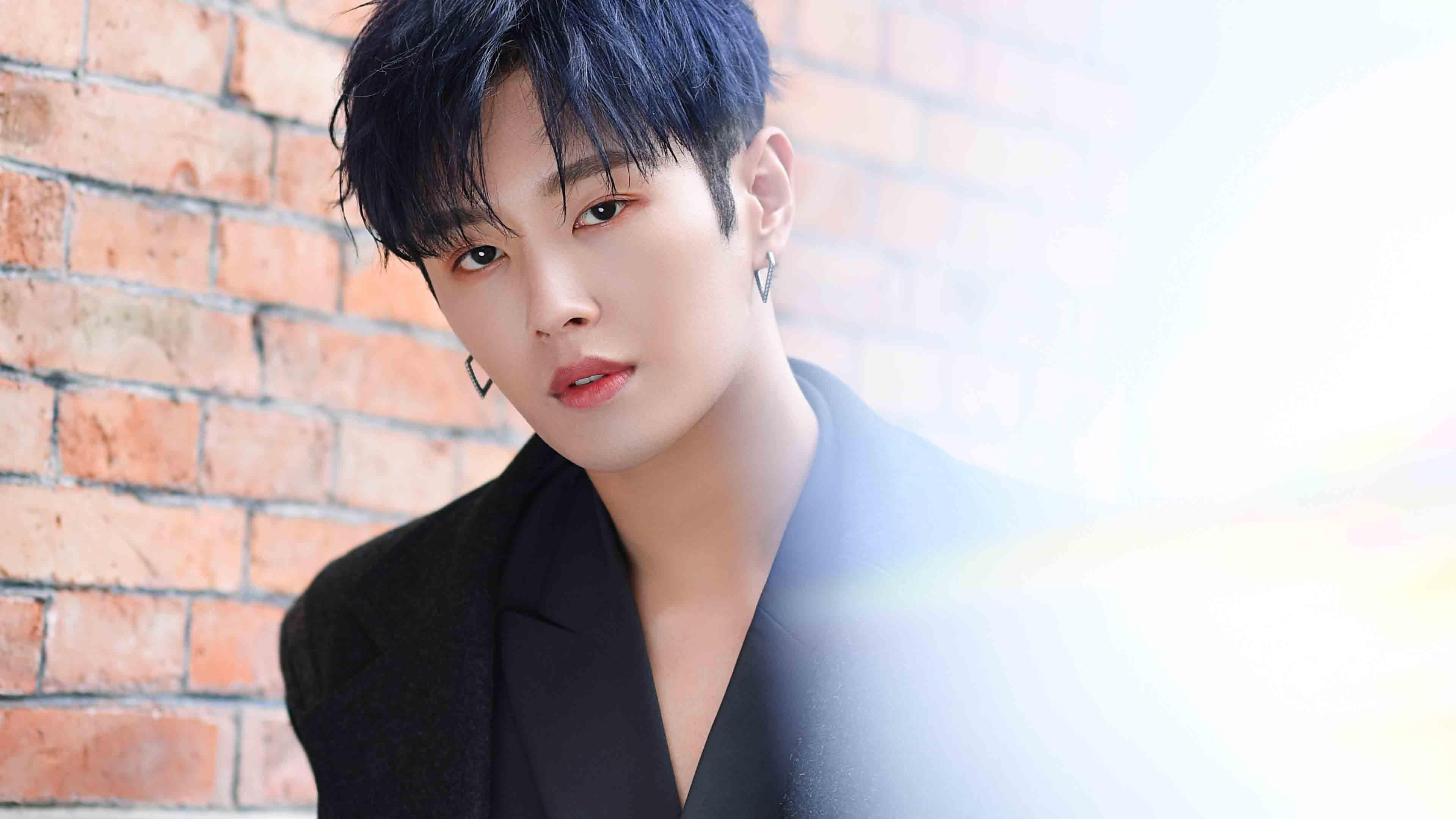 冰封的战术与爆发的个人，足球天平上的两极时刻