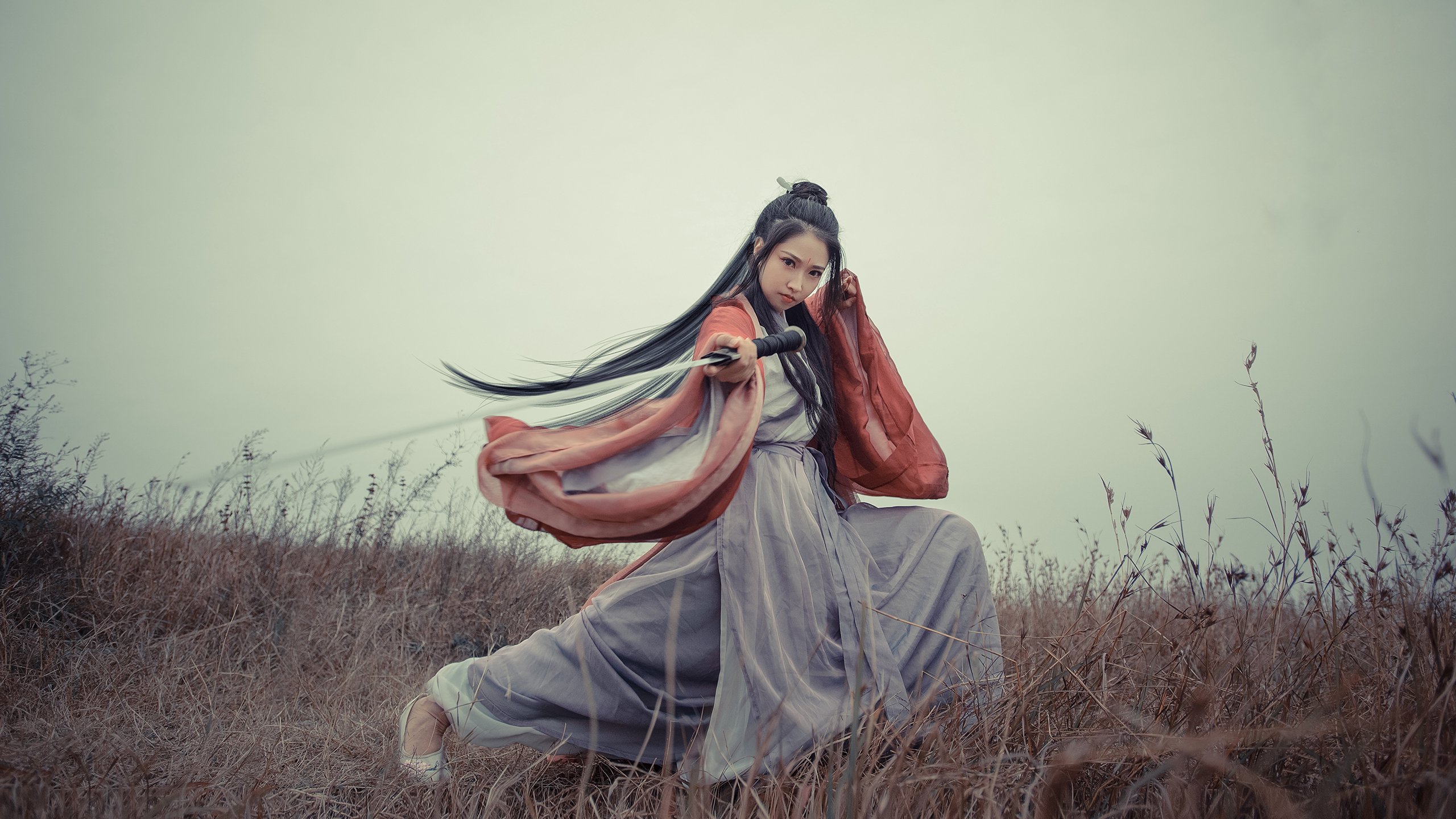 伦纳德时空冻结,那一记跨越三年的跳投,如何收割了曾赋予他王冠的猛龙