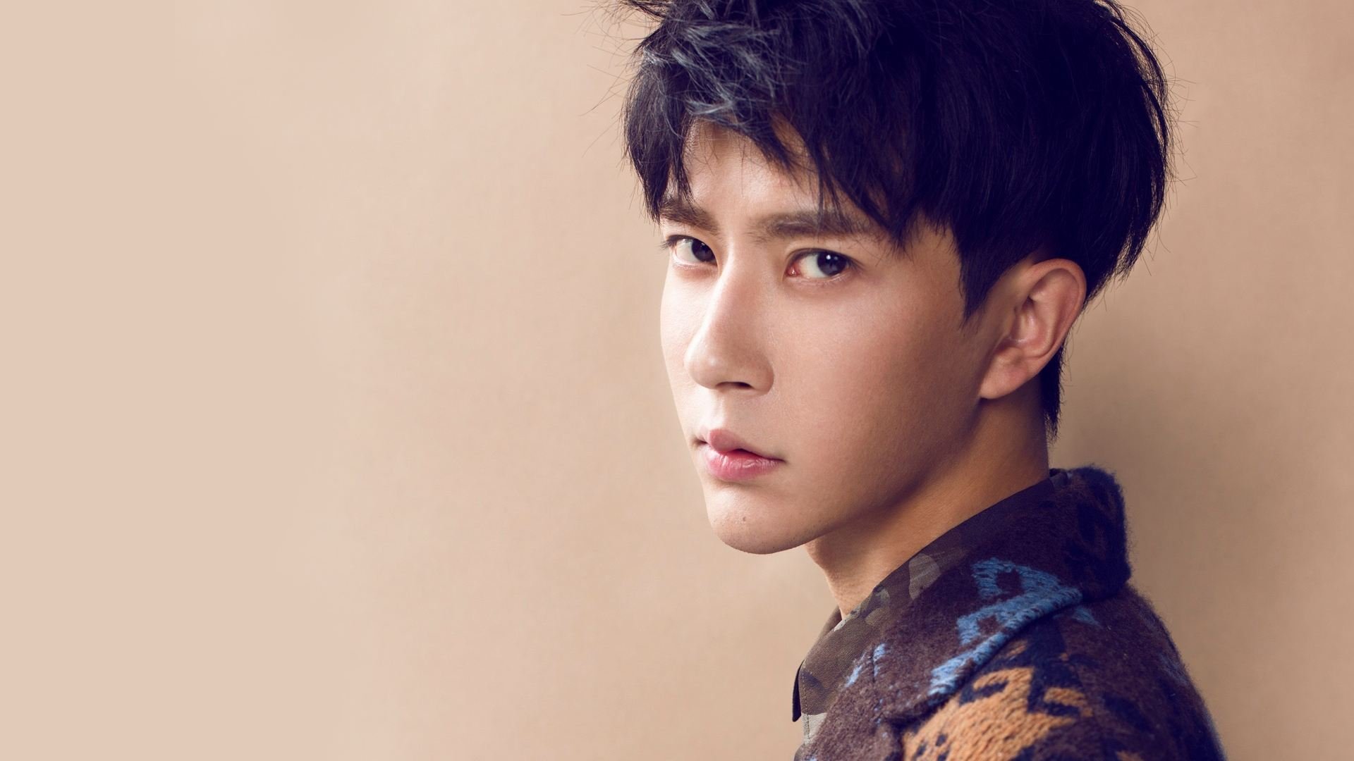 铁幕防守与绝境英雄，雷霆强压吉林，浓眉化身关键先生